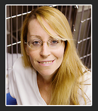 Dr. Maureen McMichael  on Pet Life Radio