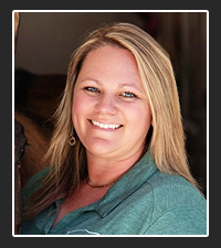 Caitlin Erickson  on Pet Life Radio