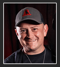 Garret Wing  on Pet Life Radio