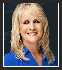 Shannon Walker  on Pet Life Radio