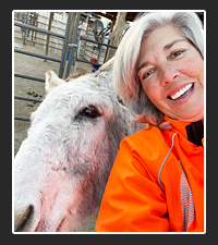 Suzanne Velasquez  on Pet Life Radio