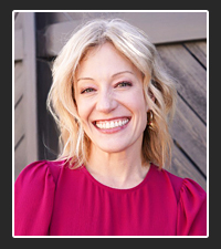 Tori Fugate  on Pet Life Radio